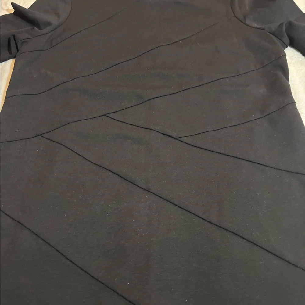 Chico's Dress Angle-Seamed Wendi Mini Knee Length Black Ponte Knit EUC Size 1.5 - Picture 5 of 8